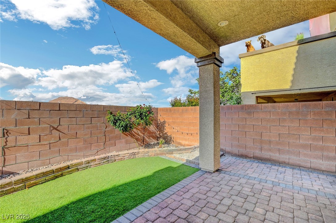 722 Chepstow Avenue Property Photo 39
