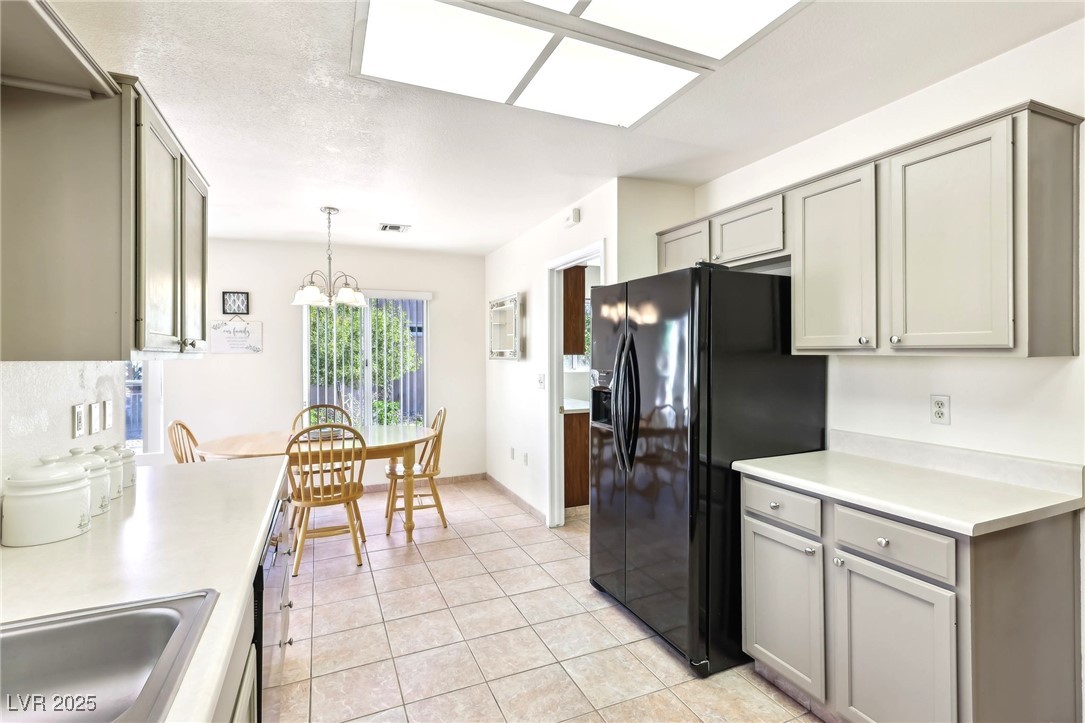 3013 Sungold Drive Property Photo 12