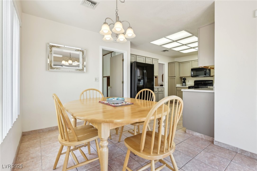 3013 Sungold Drive Property Photo 15