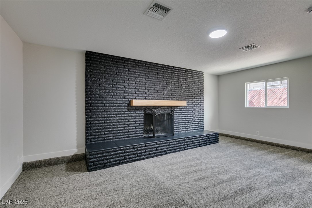 5800 Balzar Avenue Property Photo 10
