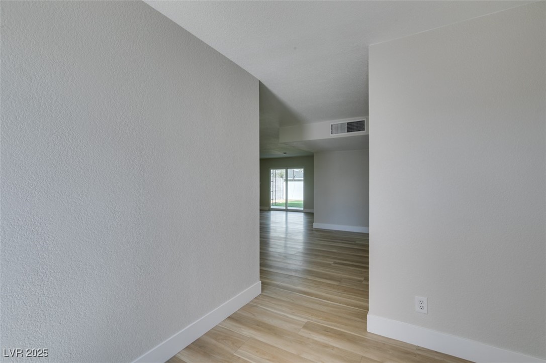 5800 Balzar Avenue Property Photo 15