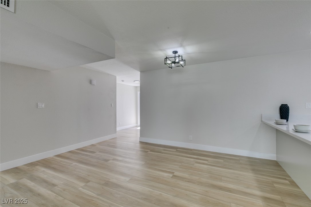 5800 Balzar Avenue Property Photo 21