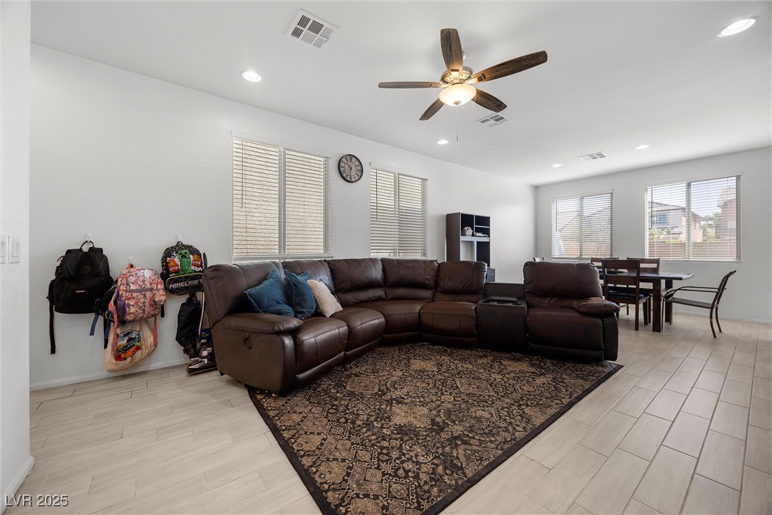 6626 Evander Street Property Photo 7