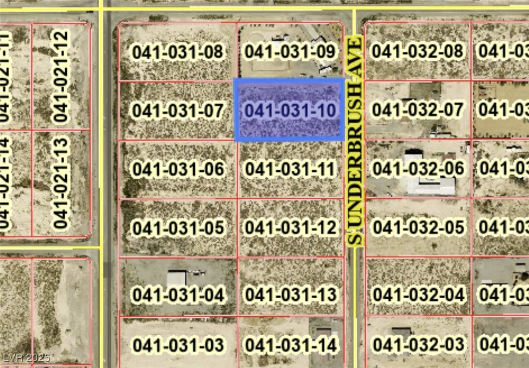 3050 South Underbrush Avenue Property Photo 3
