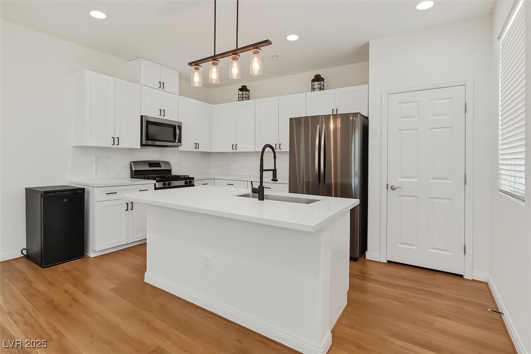1121 Via Castelli Property Photo 4