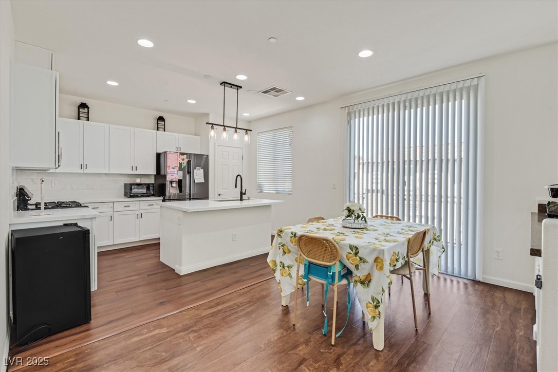 1121 Via Castelli Property Photo 6
