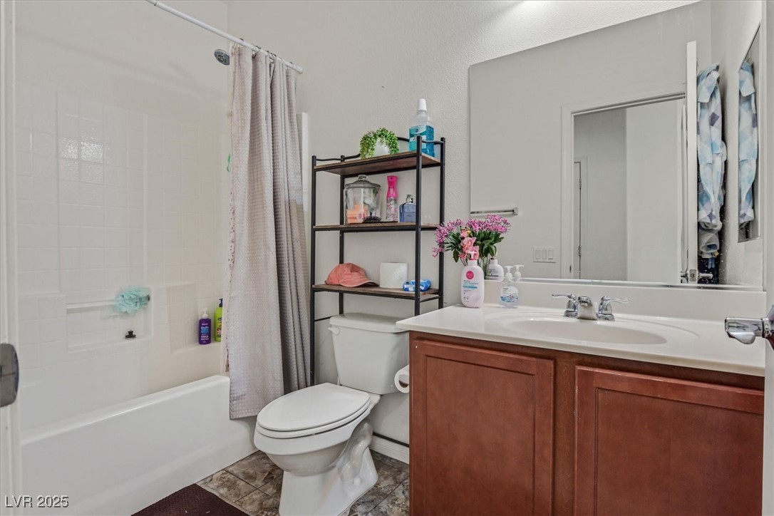 1121 Via Castelli Property Photo 20