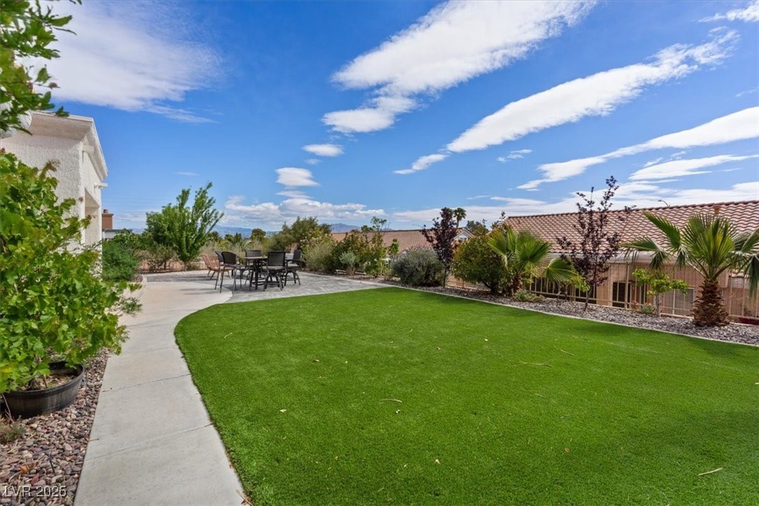 3024 Lotus Hill Drive Property Photo 24