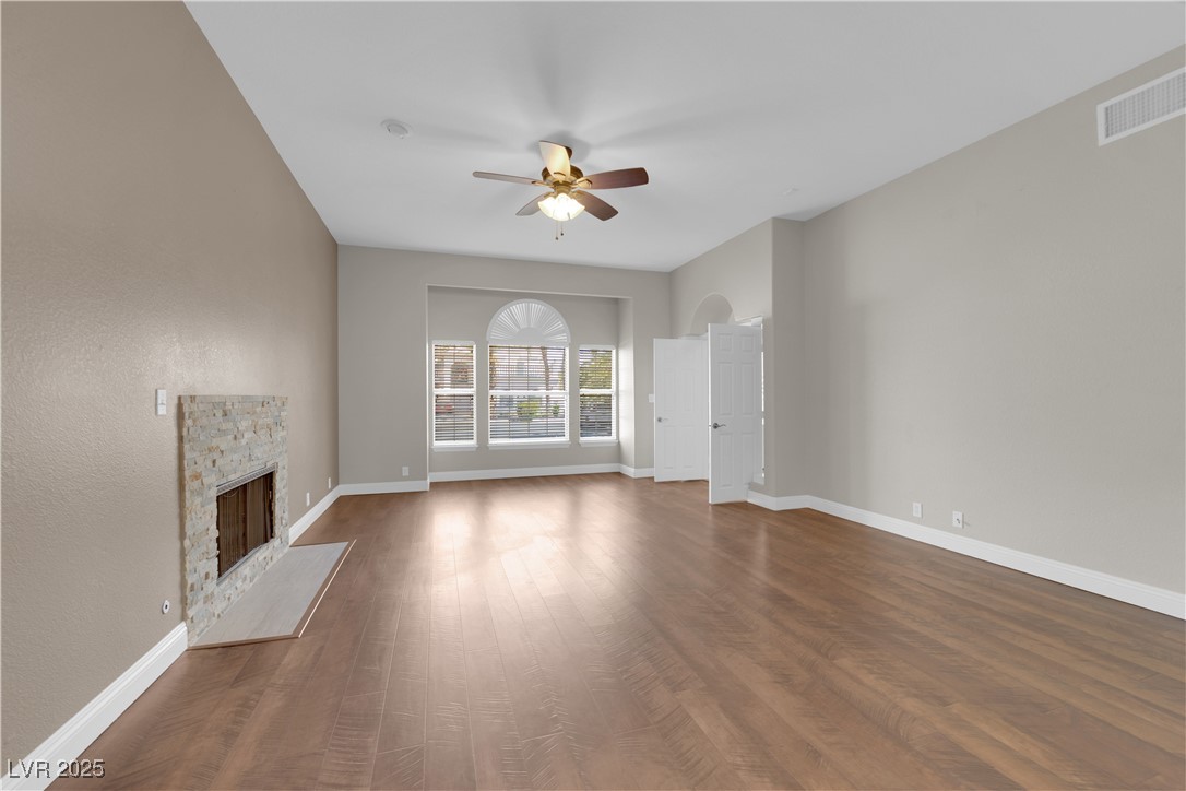 2595 Aviv Court Property Photo 6