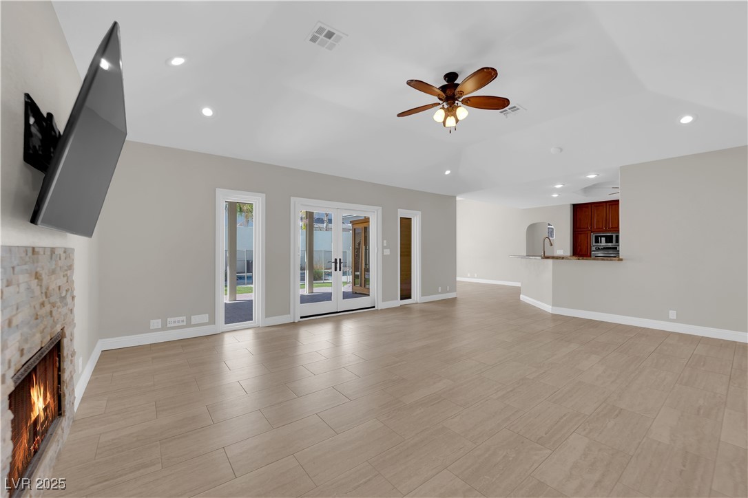 2595 Aviv Court Property Photo 26