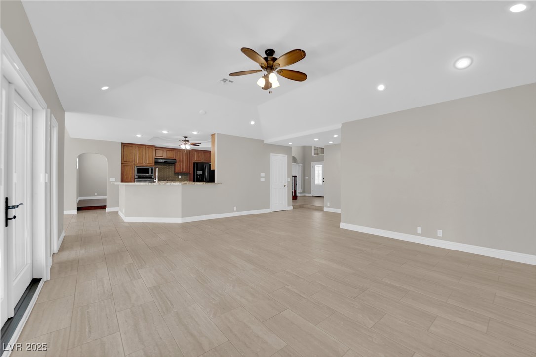 2595 Aviv Court Property Photo 27