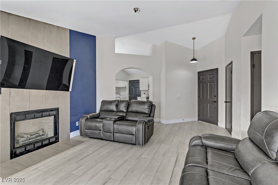 5045 Sock Hop Way Property Photo 4