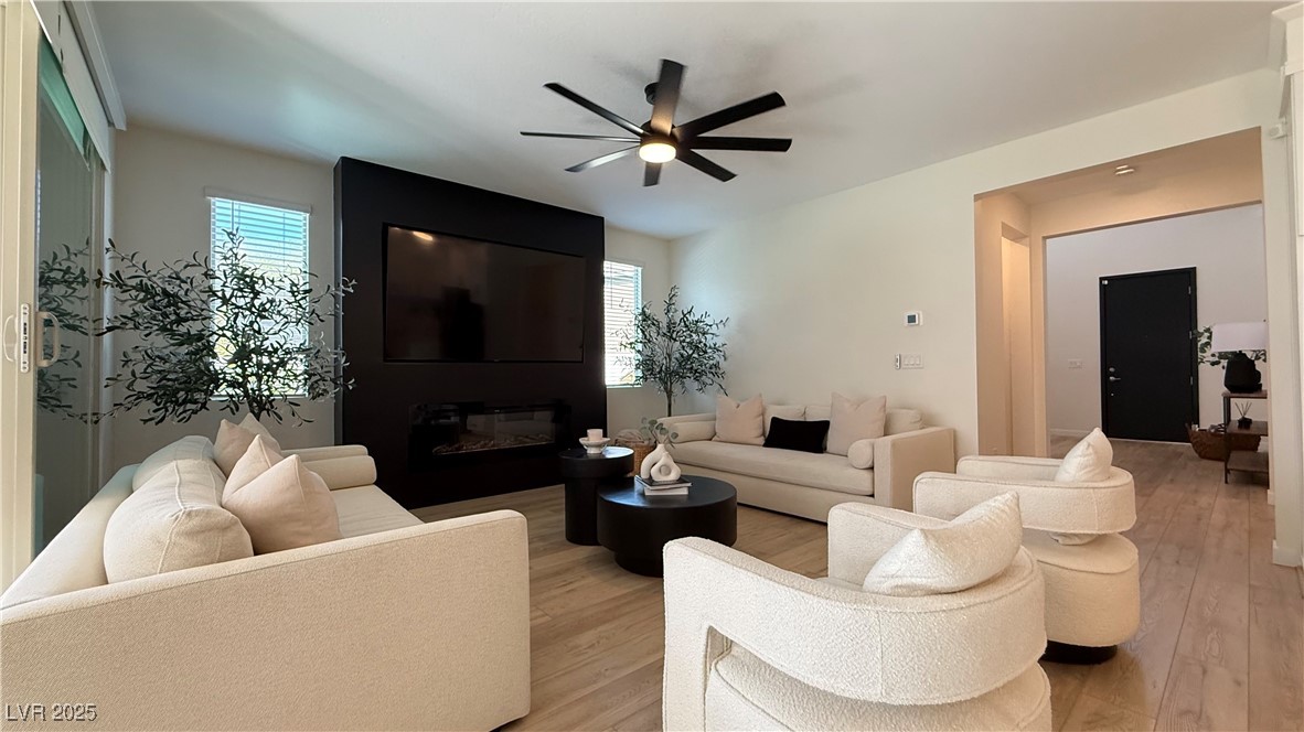 12428 Lincoln Creek Avenue Property Photo 12