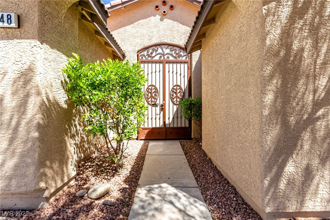 9048 Faversham Court Property Photo 4