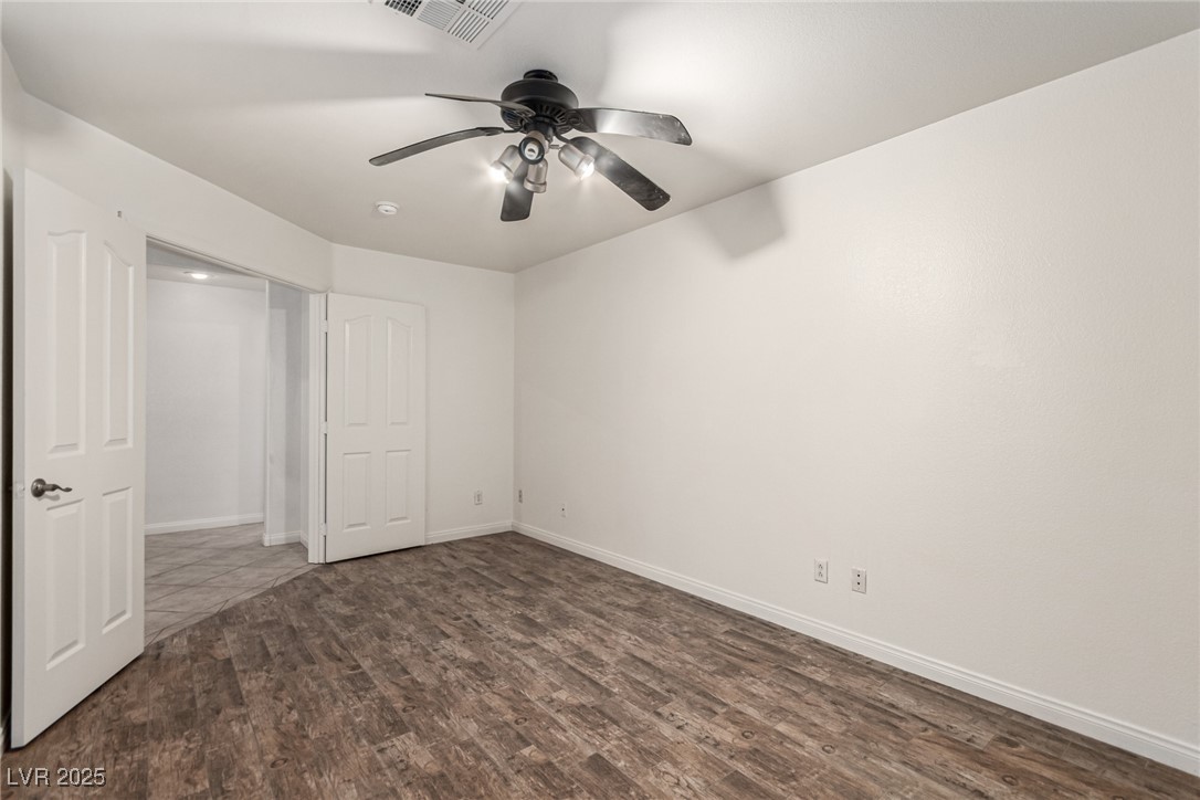 9048 Faversham Court Property Photo 32