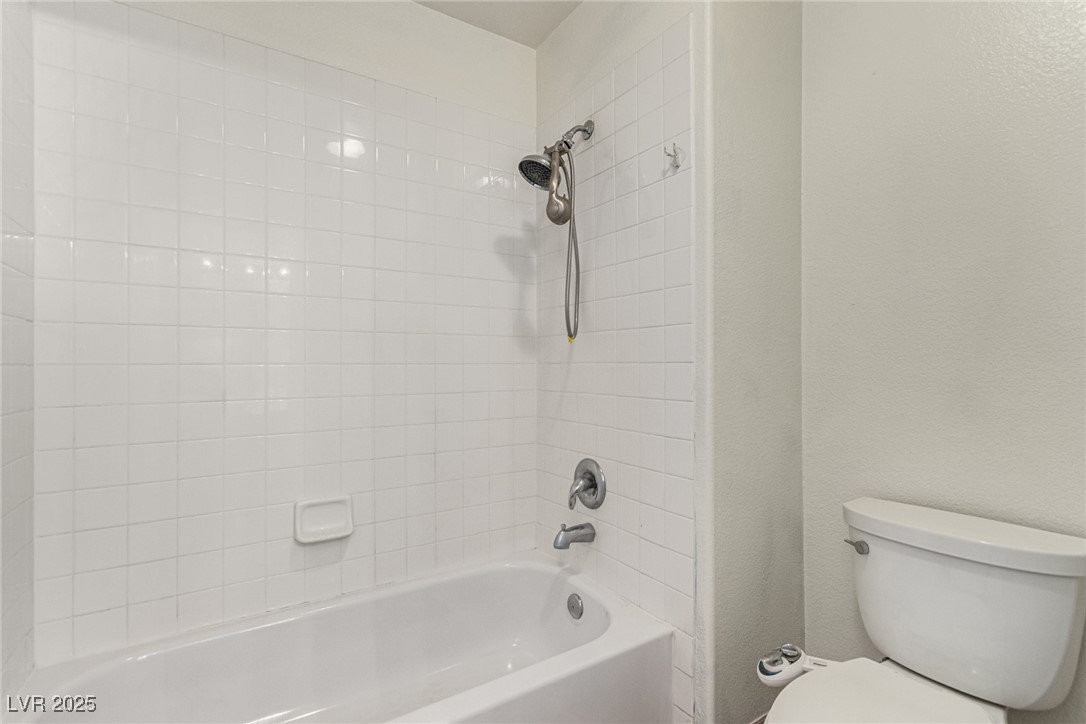 9048 Faversham Court Property Photo 34