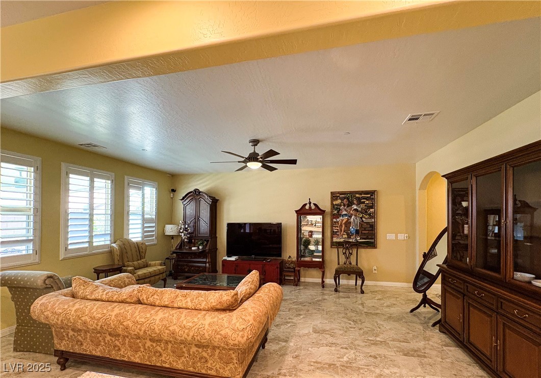 931 Via Del Campo Property Photo 9