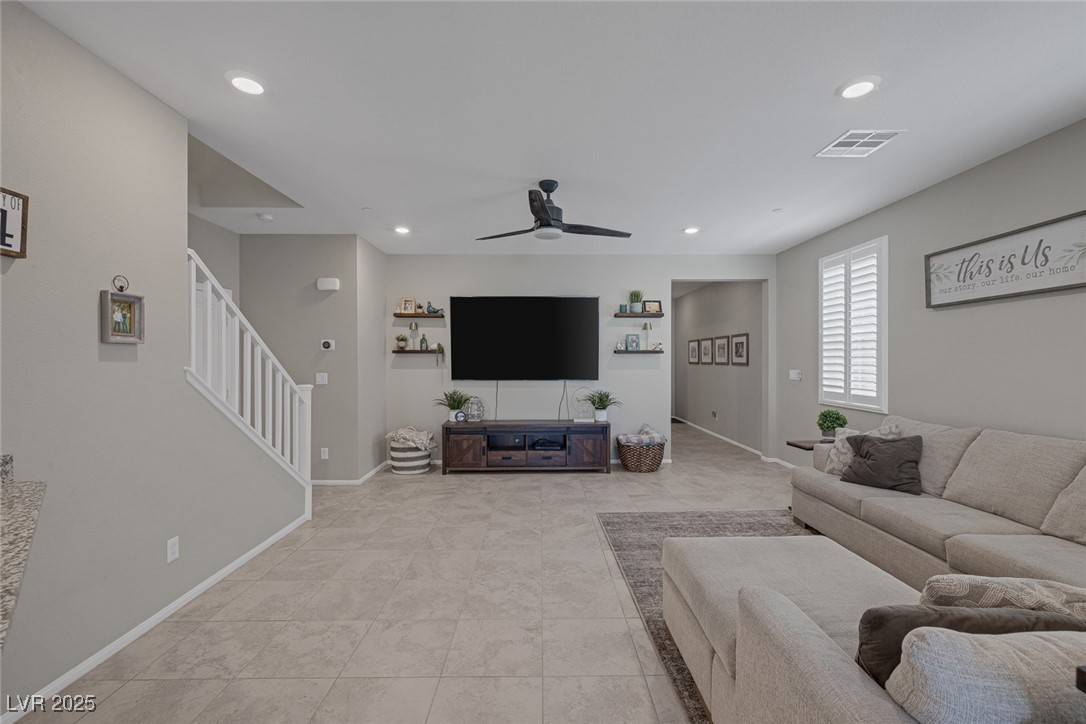 2827 Turnstone Ridge Street Property Photo 5