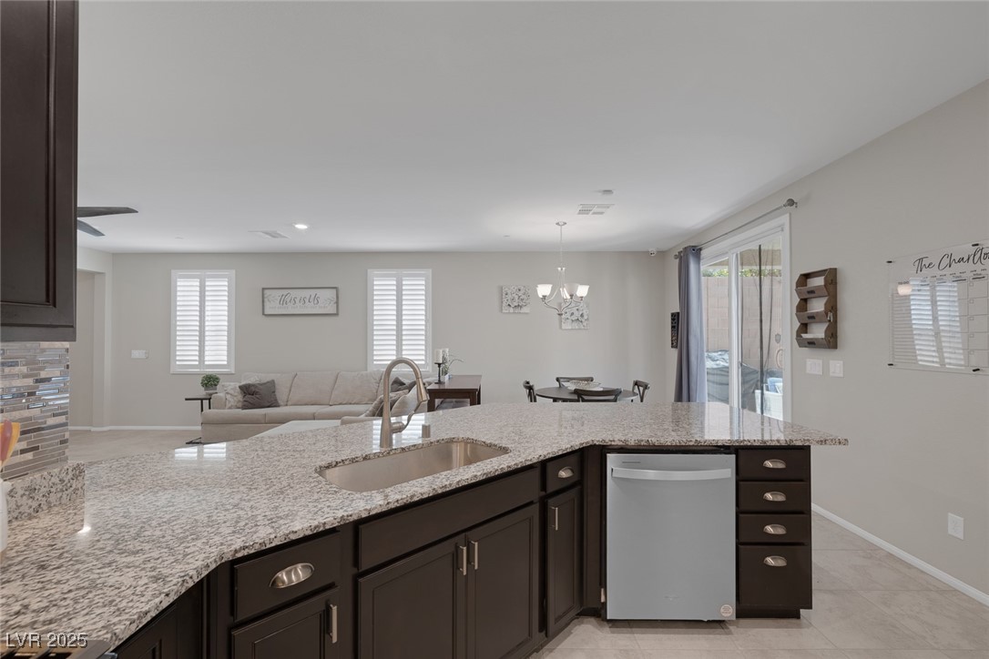2827 Turnstone Ridge Street Property Photo 14