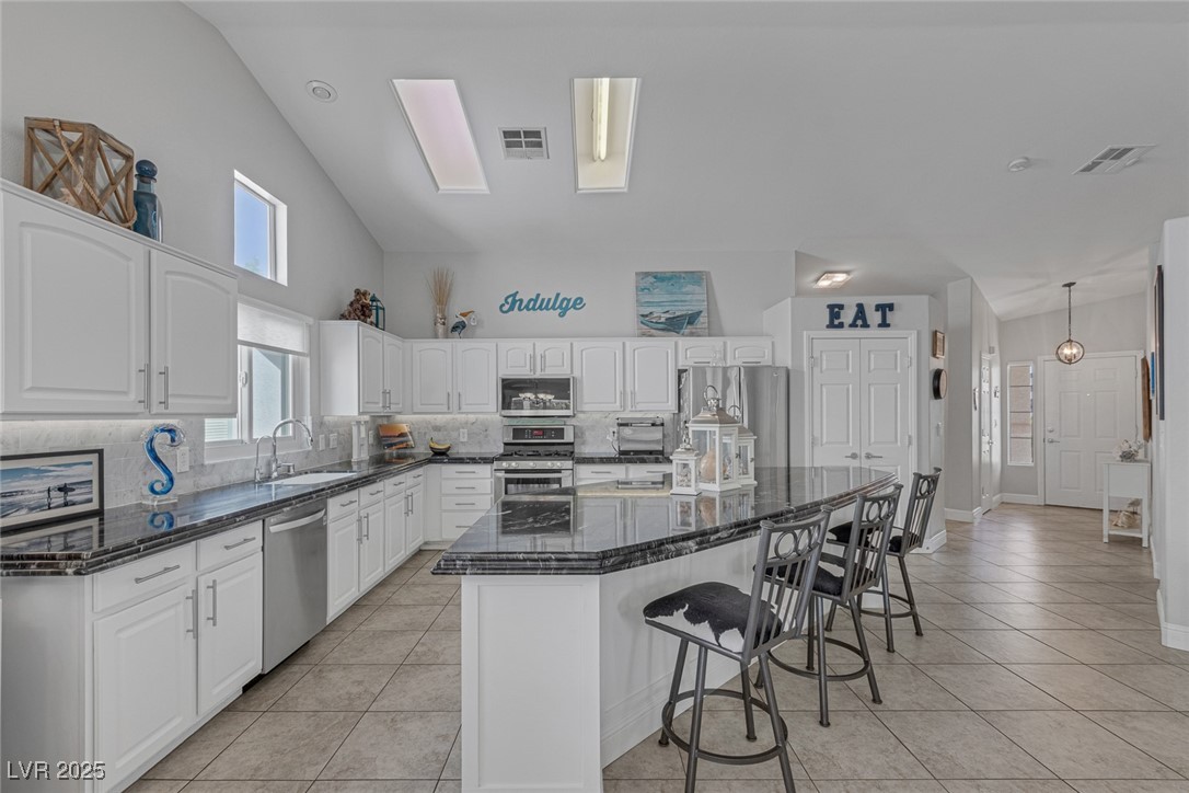 5205 Molveno Court Property Photo 1