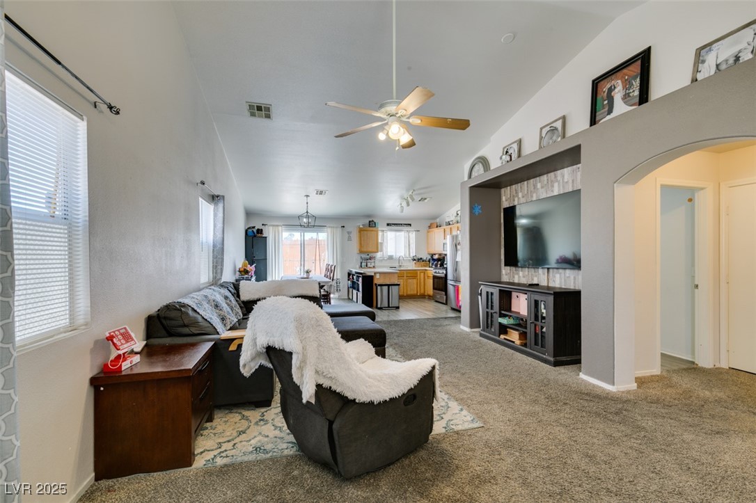 3614 Newton Falls Street Property Photo 4