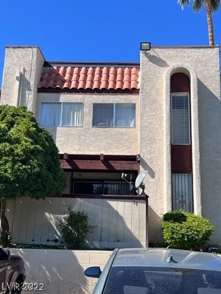 2678081 Property Photo 1