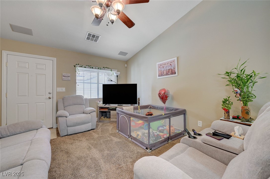 9431 Borough Park Street Property Photo 8