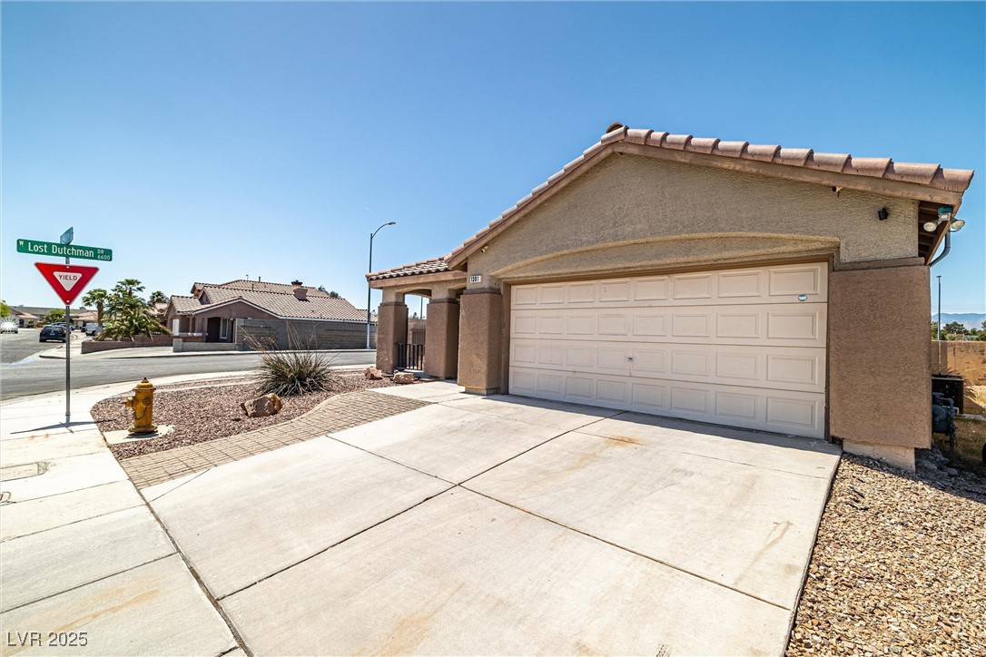 1301 Nugget Creek Drive Property Photo 1