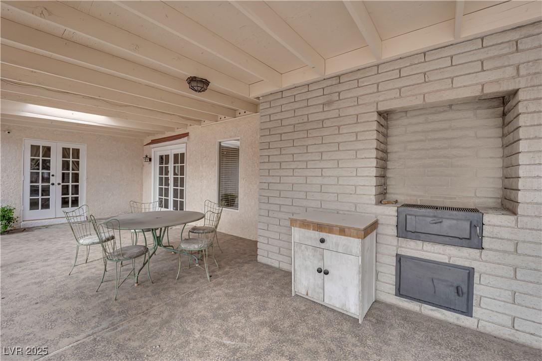 3065 South Torrey Pines Drive Property Photo 9