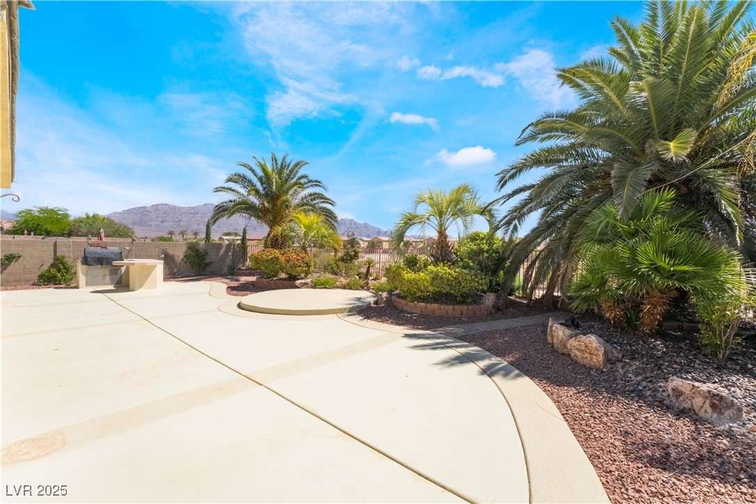 8236 Imperial Lakes Street Property Photo 37