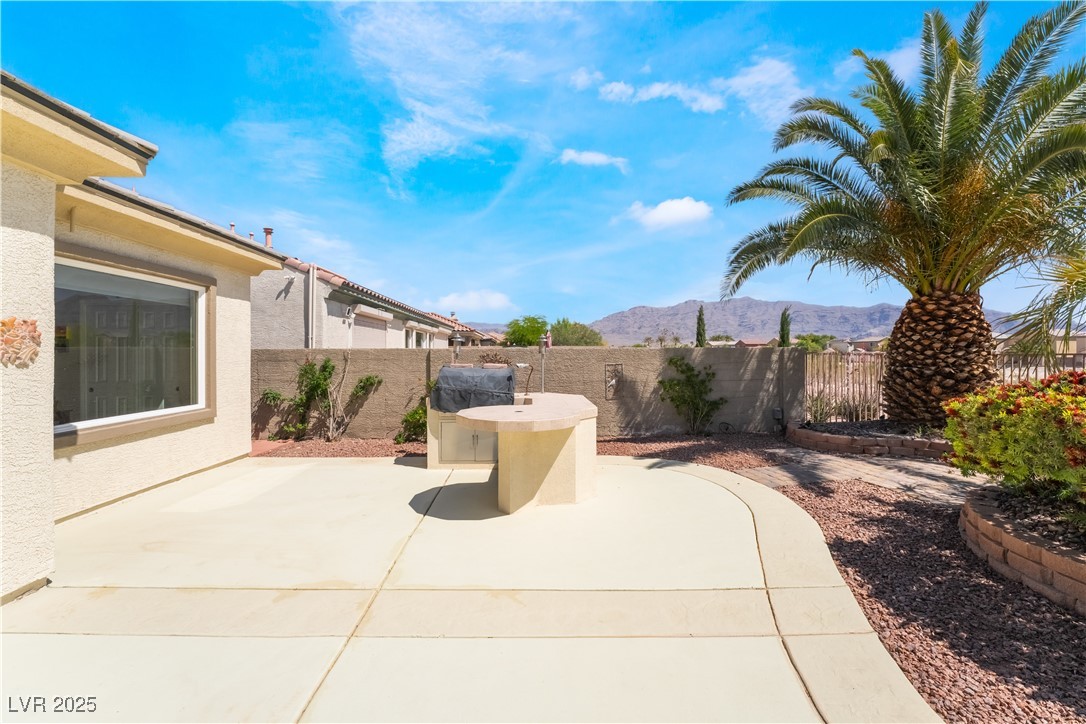 8236 Imperial Lakes Street Property Photo 40