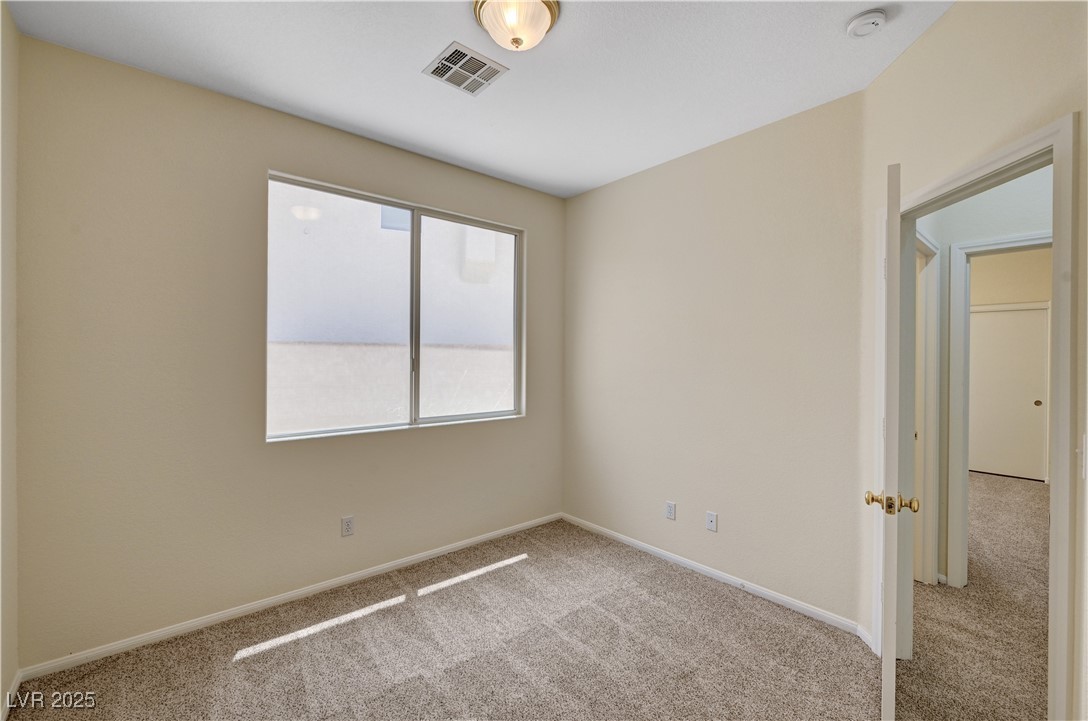 1012 Vanier Court Property Photo 20