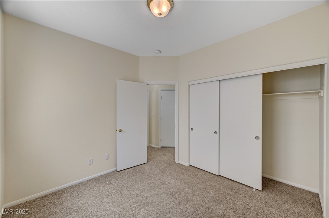 1012 Vanier Court Property Photo 21