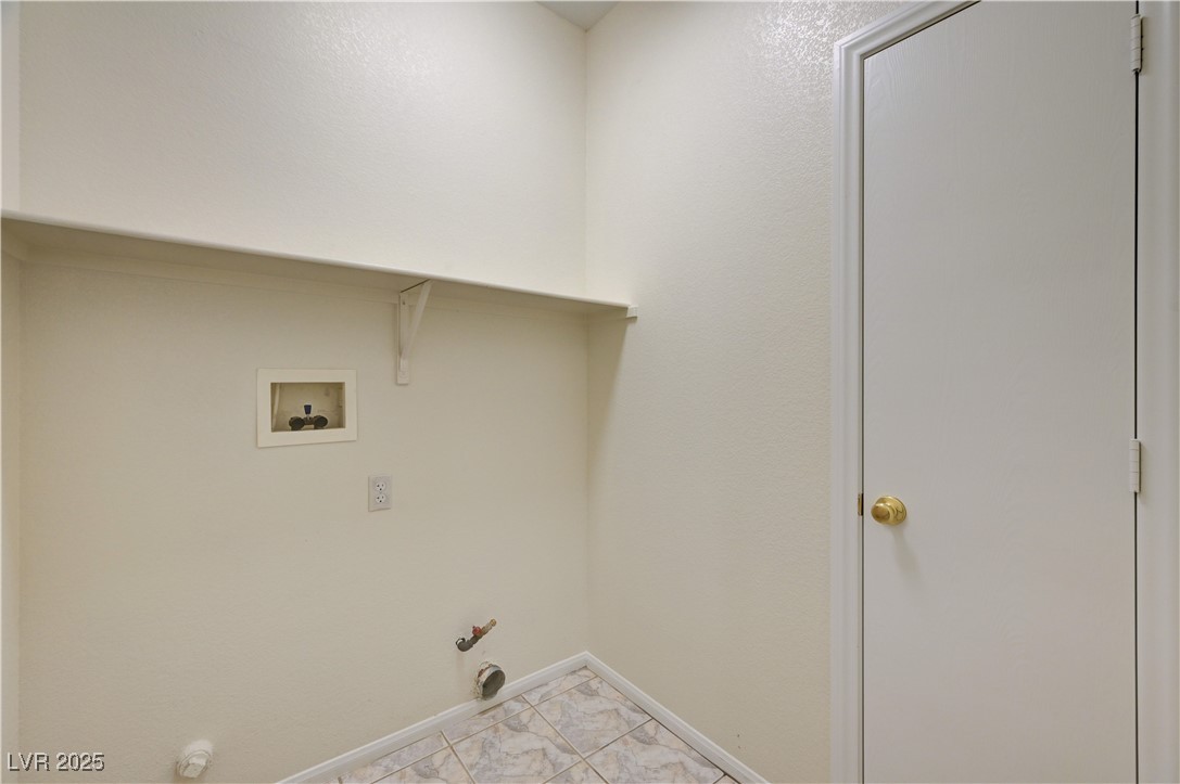 1012 Vanier Court Property Photo 22