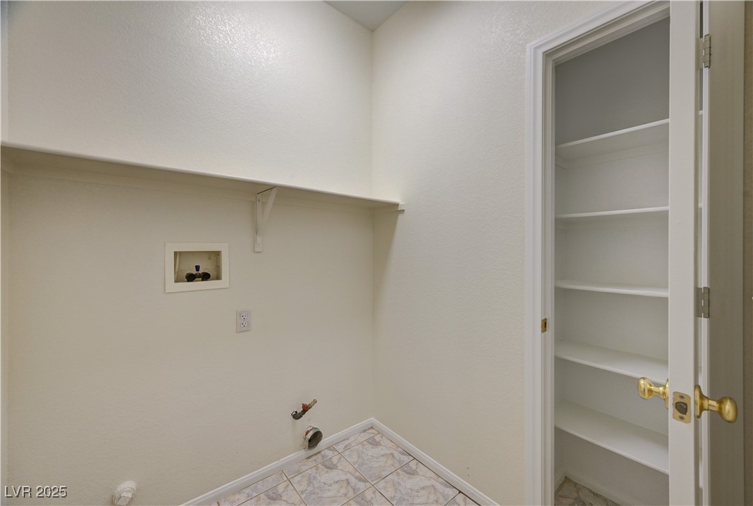 1012 Vanier Court Property Photo 23