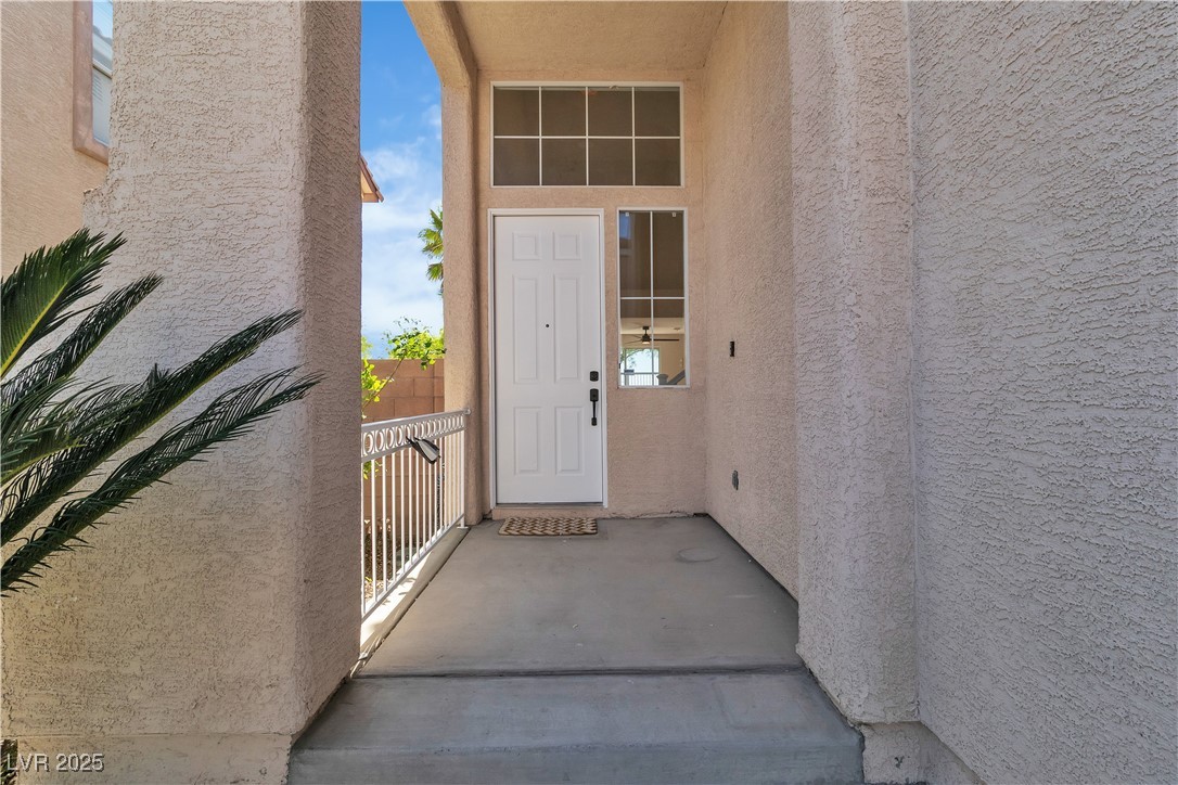 10613 Turquoise Valley Drive Property Photo 7