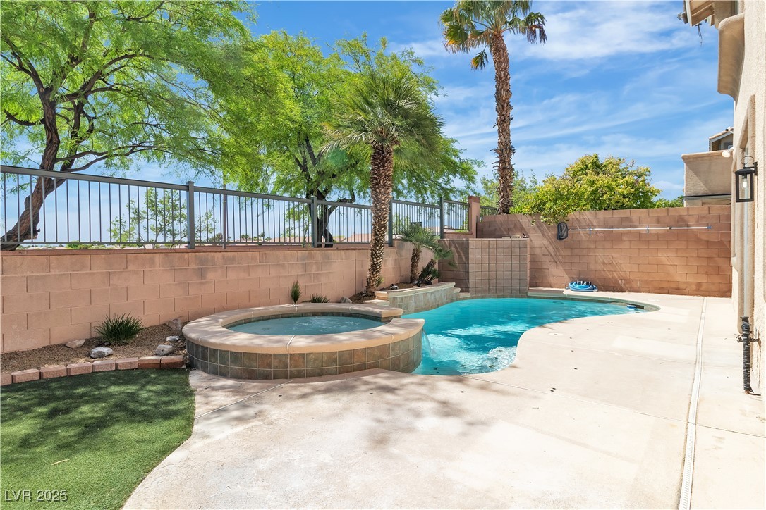10613 Turquoise Valley Drive Property Photo 43