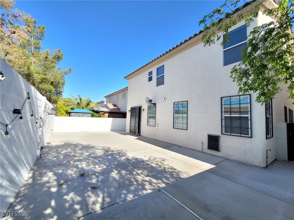 180 Country Greens Avenue Property Photo 36