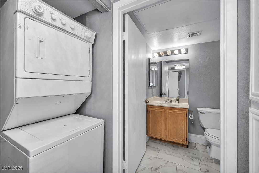 8070 West Russell Road 1105 Property Photo 16