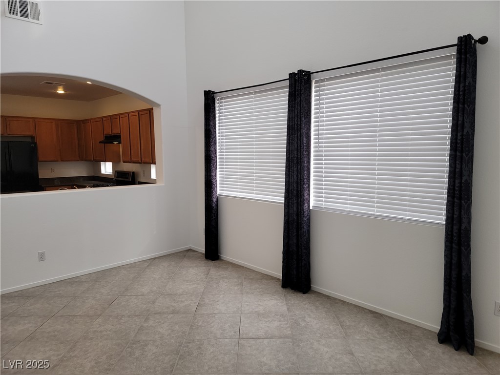 1158 Twinkling Meadows Drive Property Photo 5