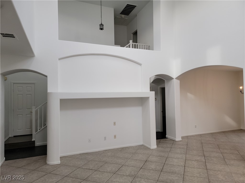 1158 Twinkling Meadows Drive Property Photo 6