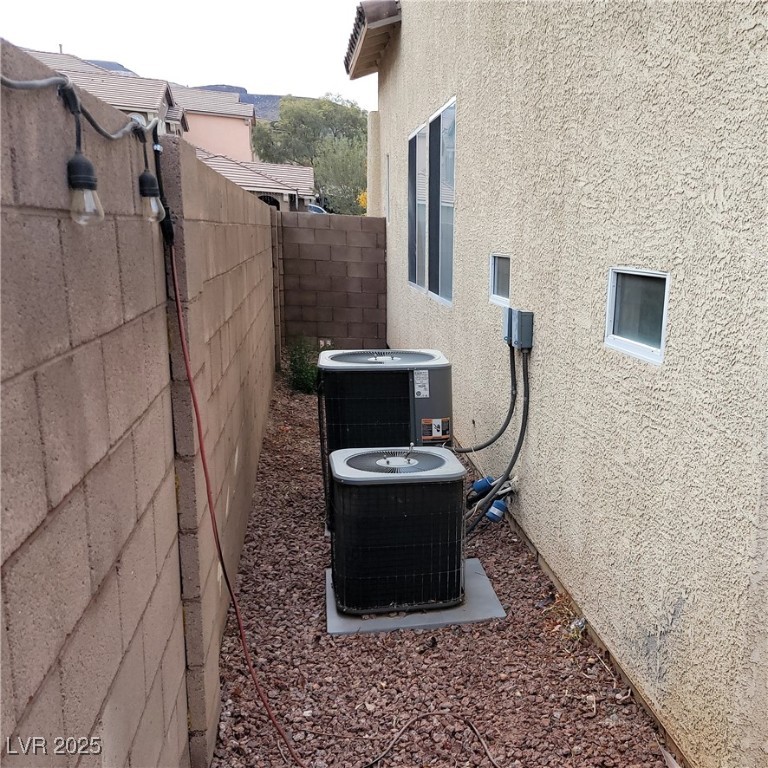 1158 Twinkling Meadows Drive Property Photo 30