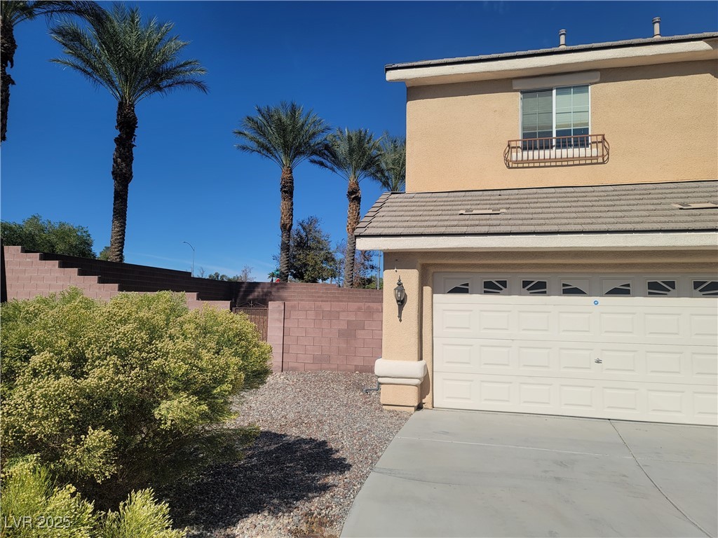 4798 Luna Ridge Court Property Photo 1