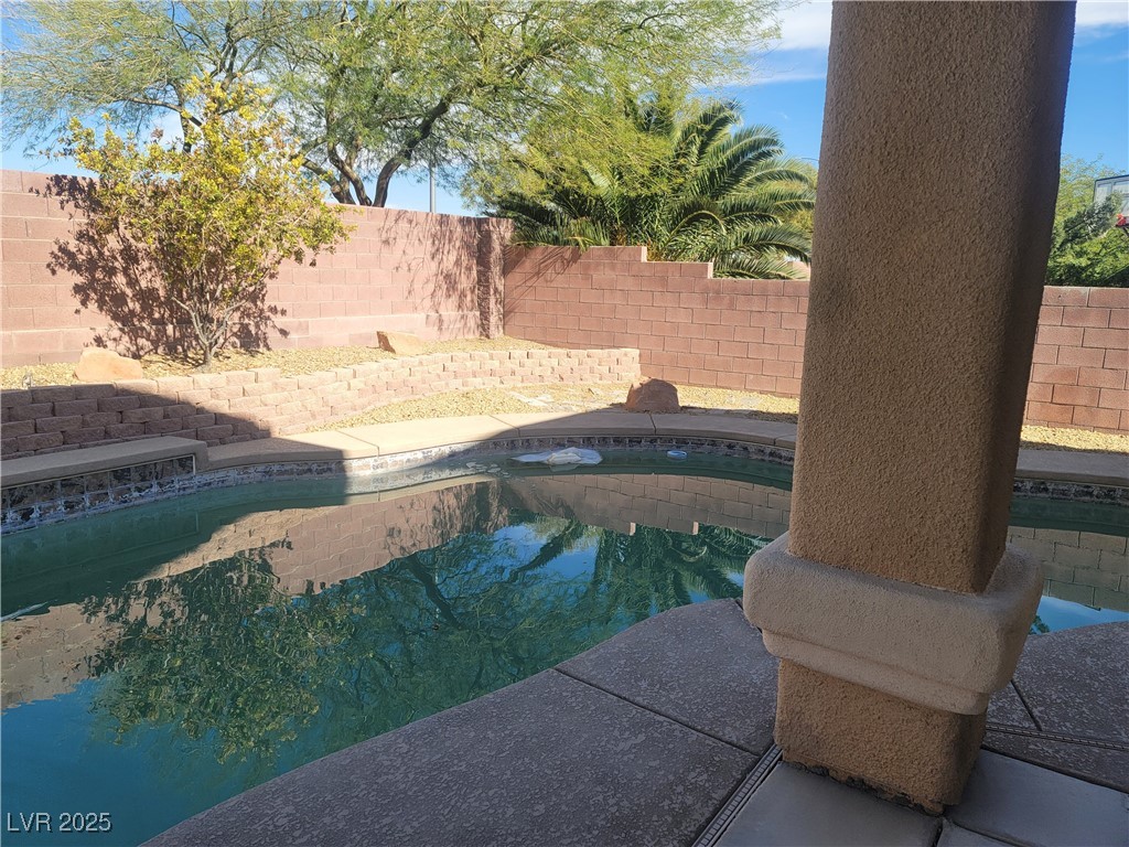 4798 Luna Ridge Court Property Photo 7