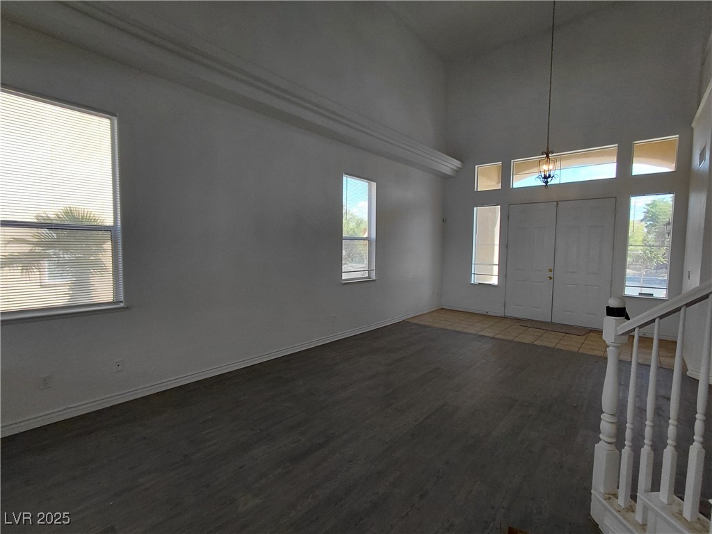 4798 Luna Ridge Court Property Photo 13