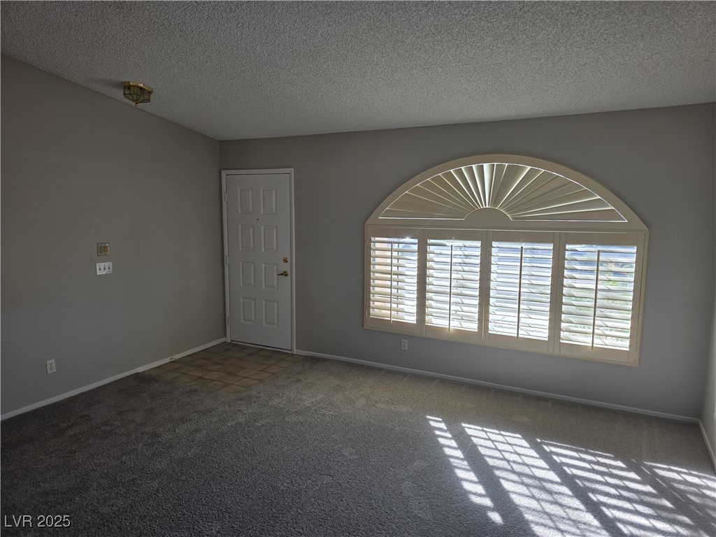 734 Rusty Spur Drive Property Photo 3