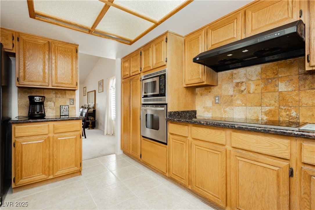 1528 Tonada Way Property Photo 10