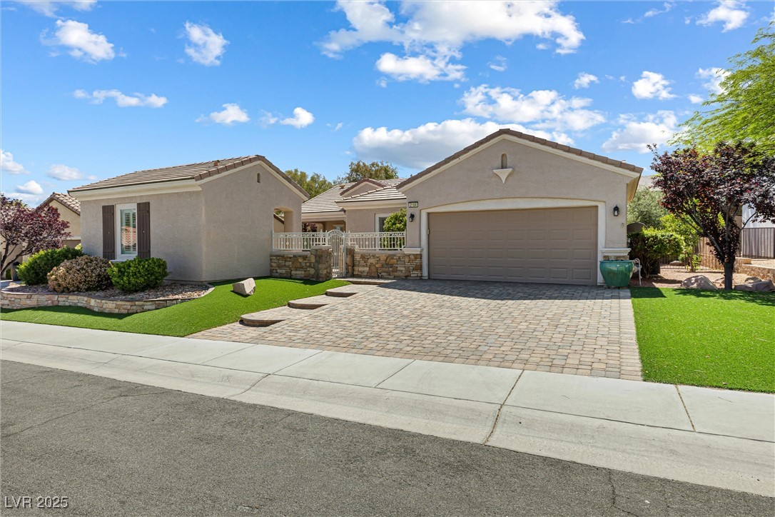 2164 Sawtooth Mountain Drive Property Photo 1