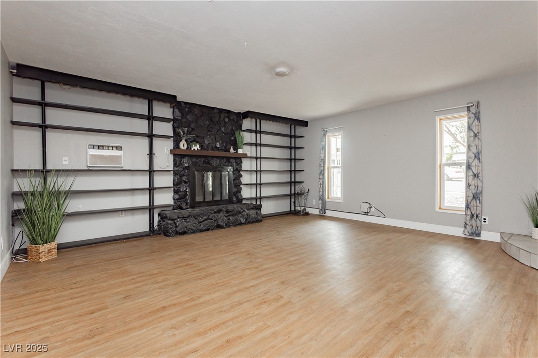 419 National Street Property Photo 7