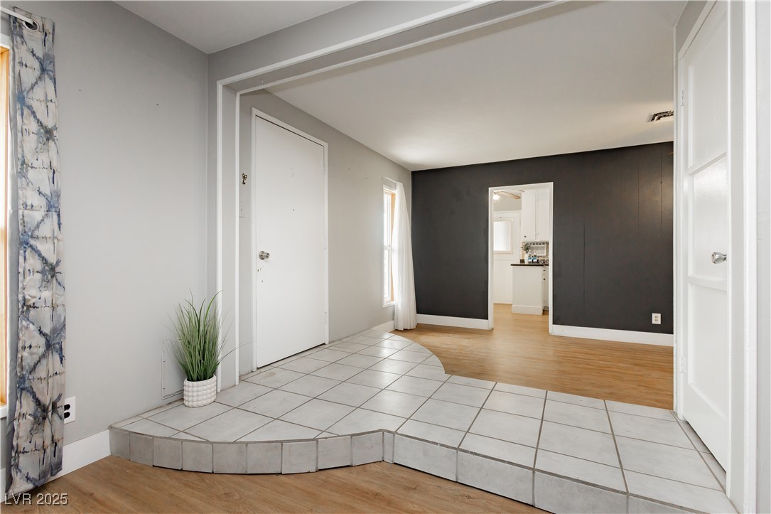 419 National Street Property Photo 12